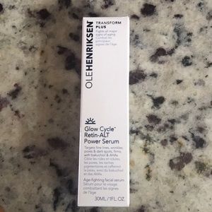 OLEHENRIKSEN Serum